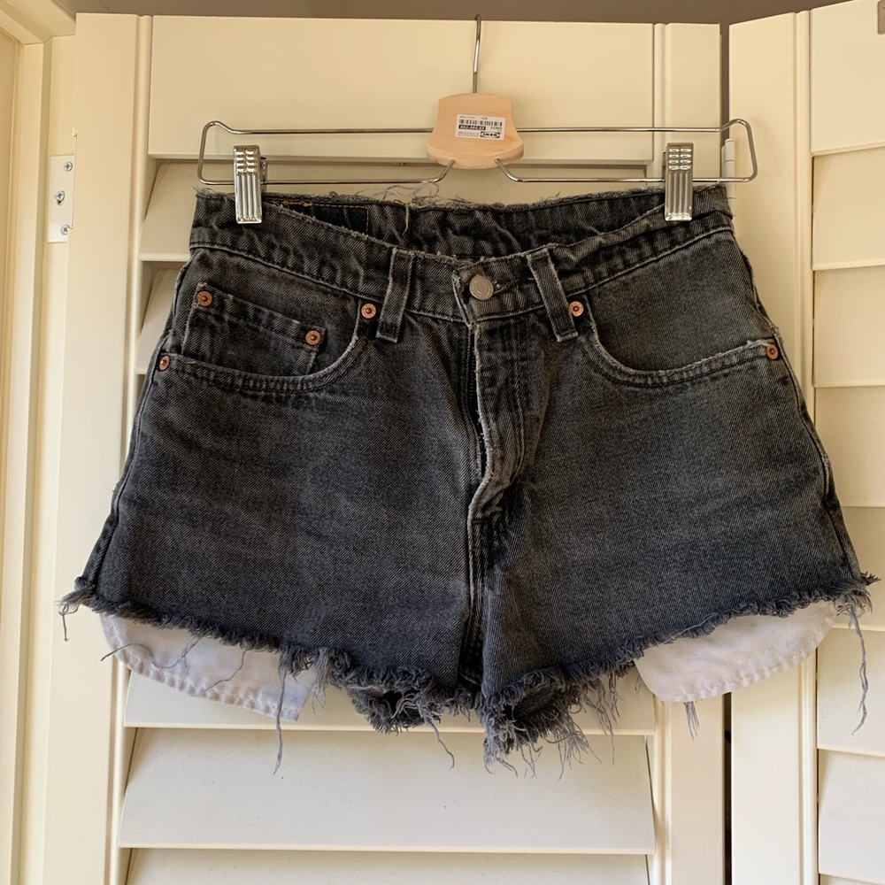 Levi cut off shorts